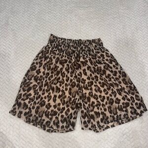Boutique Leopard Print Women's Shorts